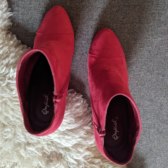 Red Heeled Booties ♥️🍒 - Picture 2 of 5